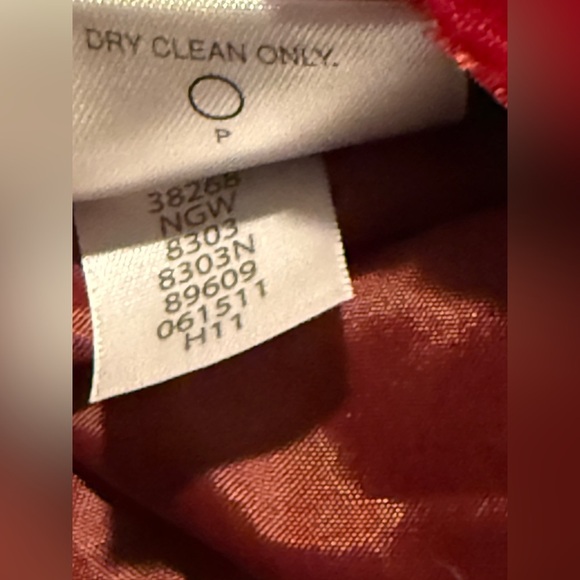 Hanna Andersson Red Velvet Dress Embroidered Holiday Party Girl's Size 5 110cm - Picture 14 of 16